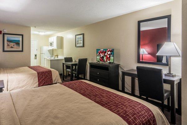 Red Roof Inn & Suites Pensacola-Nas Corry Beach Haven Exterior photo