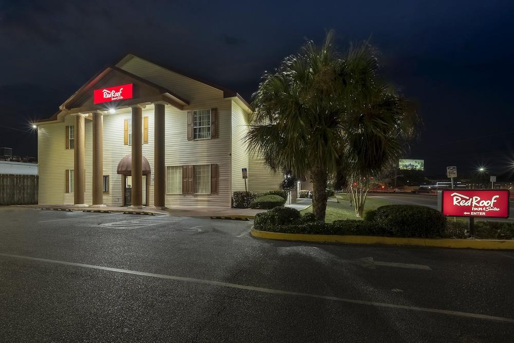 Red Roof Inn & Suites Pensacola-Nas Corry Beach Haven Exterior photo
